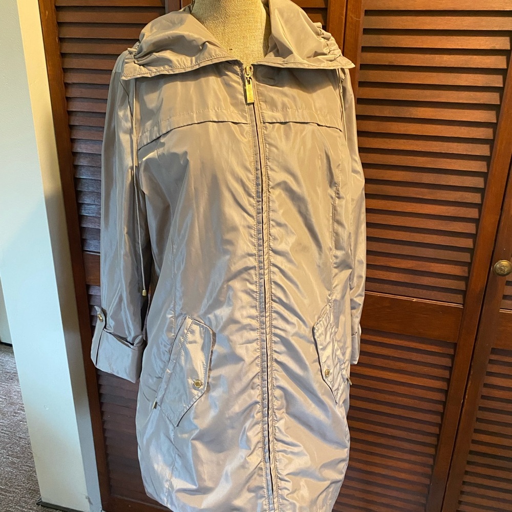 Ellen Tracy Light Tan Trench Coat